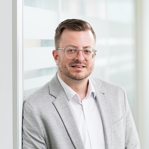 648x648_JPG_Michael_1