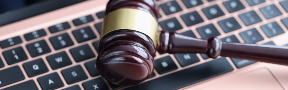 Herobild - Blog Compliance - Desktop - 1600x500